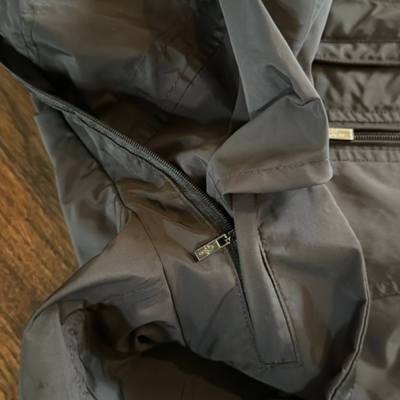 COLE HAAN BLACK LIGHTWEIGHT ALL WEATHER COAT W/HOOD - Picture 6 of 16